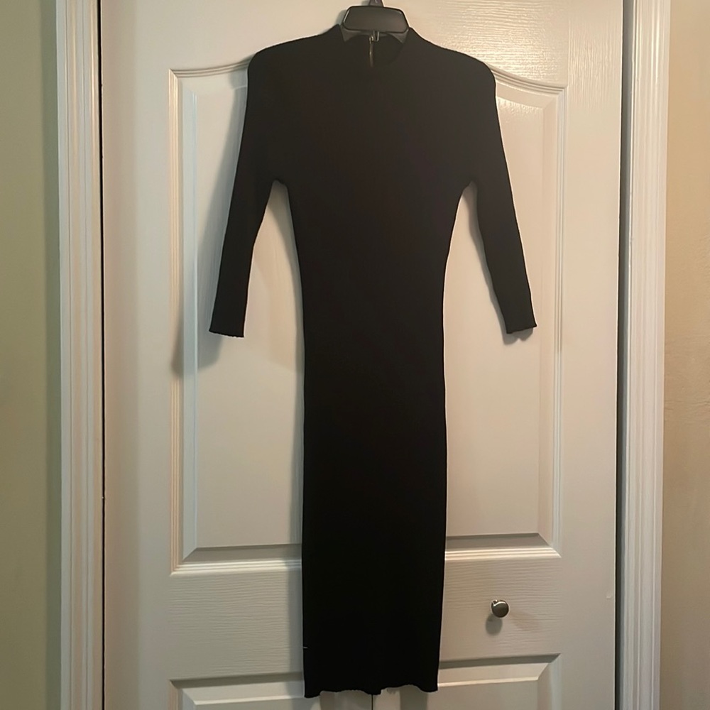 COPY - Women’s black body-con dress